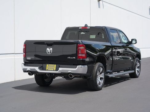 Used 2023 RAM 1500 Laramie AWD/4WD image 3