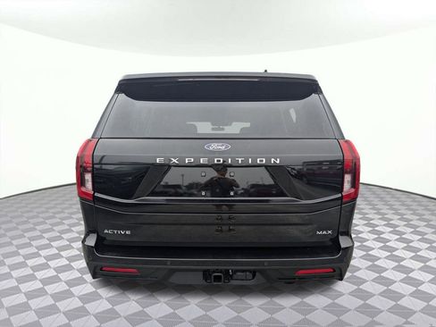 Used 2025 Ford Expedition Max Active image 4