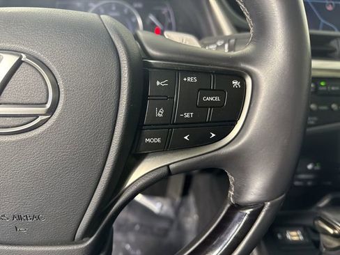 Used 2019 Lexus ES 350 image 14