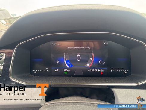 Used 2025 Volkswagen Jetta SE w/ Sunroof Package FWD image 14