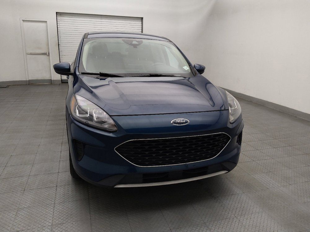Used 2020 Ford Escape SE FWD image 14