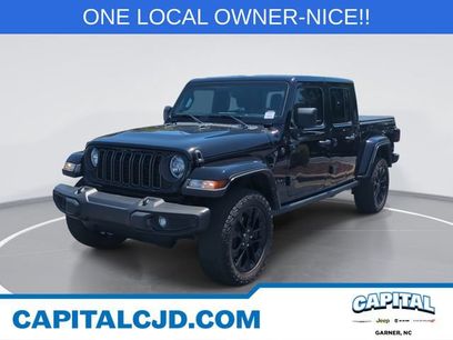Used 2024 Jeep Gladiator Sport