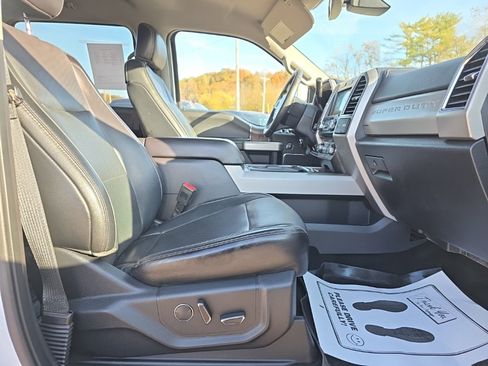 Used 2018 Ford F250 Lariat w/ Lariat Ultimate Package image 17