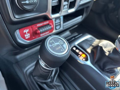 Used 2025 Jeep Wrangler Unlimited Rubicon AWD/4WD image 65