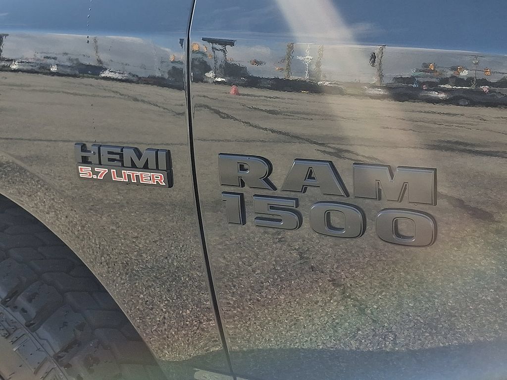 Used 2018 RAM 1500 Sport w/ Convenience Group AWD/4WD image 32