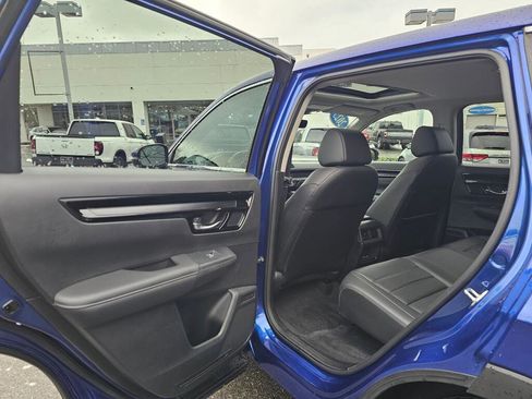 Used 2025 Honda CR-V EX-L image 17