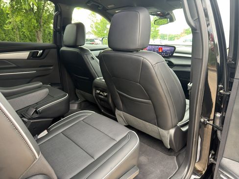 Used 2026 Buick Enclave Preferred FWD image 22