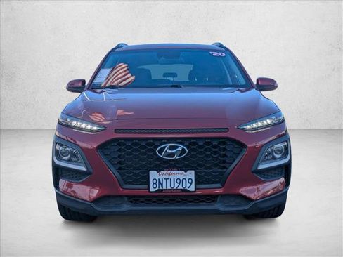 Used 2020 Hyundai Kona SEL image 2