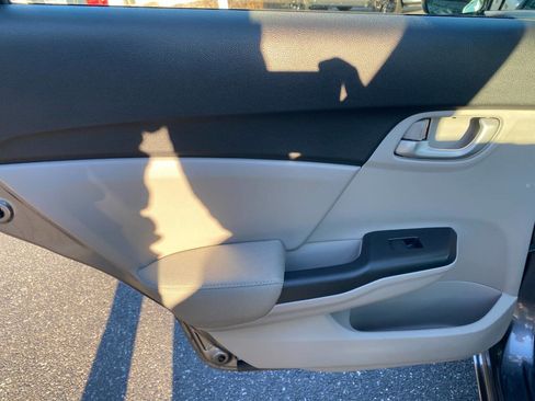 Used 2014 Honda Civic LX image 22