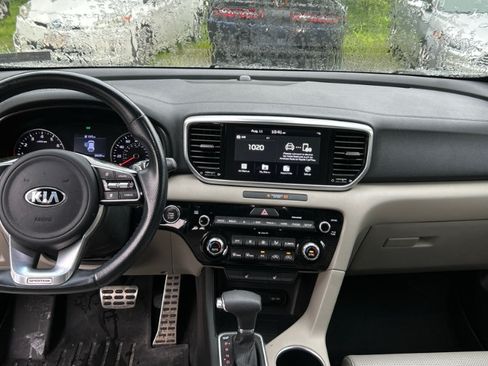 Used 2020 Kia Sportage S w/ S Premium Package AWD/4WD image 5