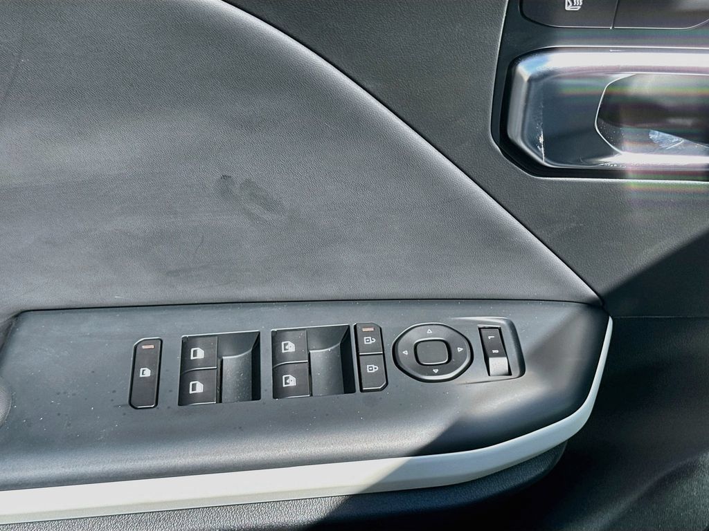 New 2026 Kia K4 GT-Line FWD image 17
