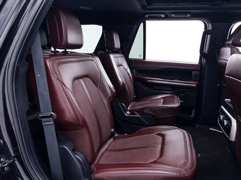 Used 2023 Ford Expedition Limited AWD/4WD image 38