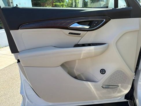 Certified 2023 Buick Envision Avenir AWD/4WD image 22