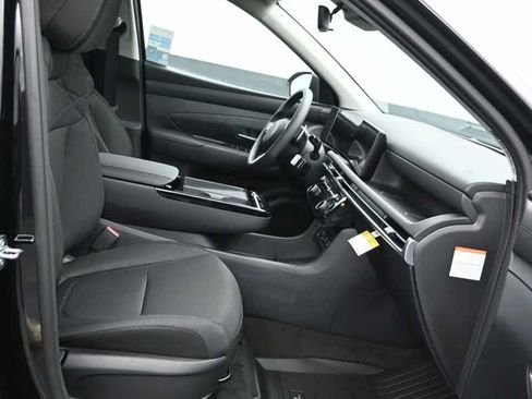New 2026 Hyundai Tucson Blue SE FWD image 11