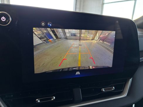 Used 2025 Chevrolet Equinox LT image 21