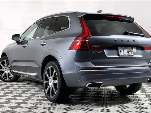 Used 2021 Volvo XC60 T5 Inscription w/ Climate Package image 13