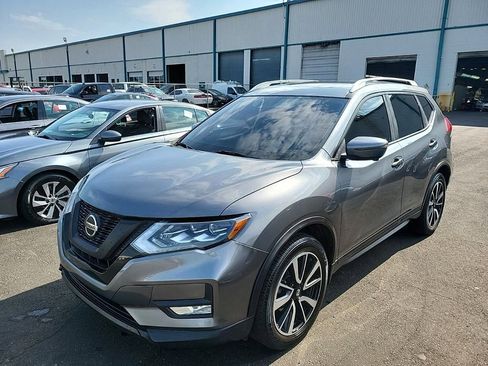 Used 2018 Nissan Rogue SL w/ Premium Package image 1