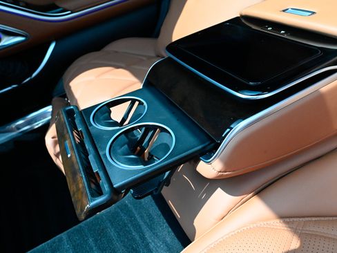 Used 2023 Mercedes-Benz Maybach S 680 4MATIC w/ Manufaktur Leather Package image 48