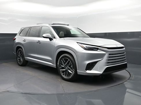 New 2026 Lexus TX 350 AWD image 9