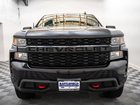Used 2021 Chevrolet Silverado 1500 Custom Trail Boss w/ Safety Confidence Package AWD/4WD image 2