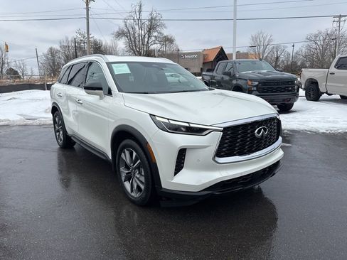 Used 2023 INFINITI QX60 Luxe w/ Cargo Package image 7