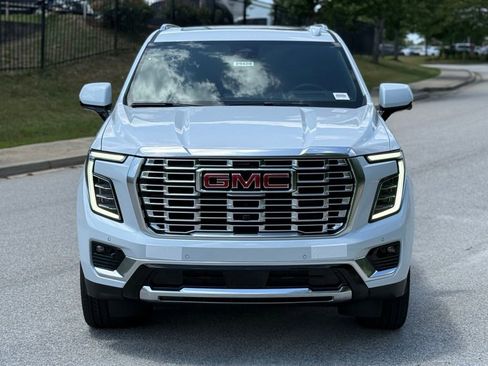New 2026 GMC Yukon XL Denali w/ Denali Reserve Package AWD/4WD image 8