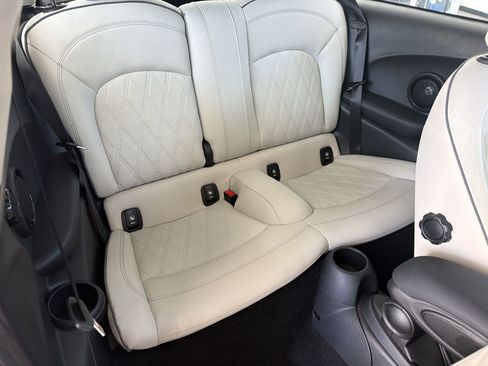 Certified 2024 MINI Cooper S w/ Signature Upholstery Package FWD image 32