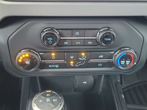 Used 2022 Ford Bronco 2-Door image 17