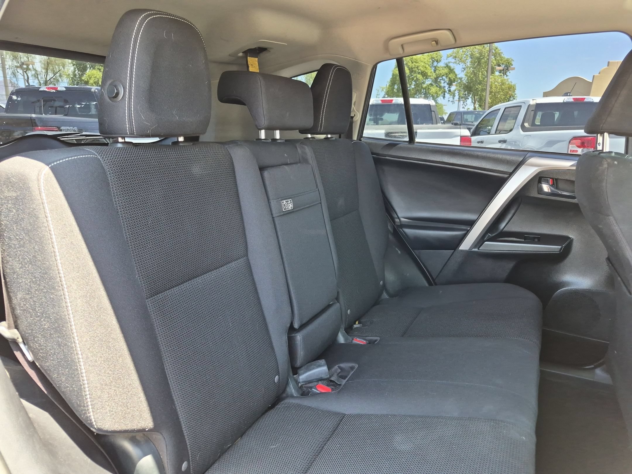 Used 2017 Toyota RAV4 XLE w/ Convenience Package AWD/4WD image 25
