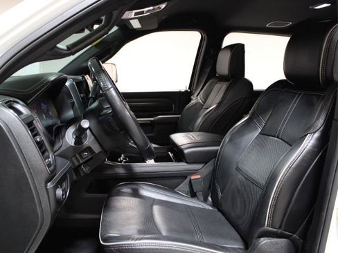 Used 2022 RAM 2500 Limited image 19