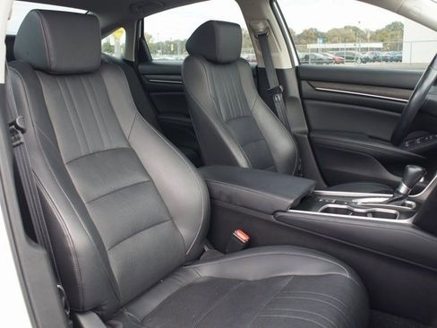 Used 2021 Honda Accord EX-L image 21