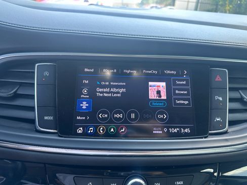 Used 2023 Buick Enclave Avenir w/ Avenir Technology Package FWD image 14