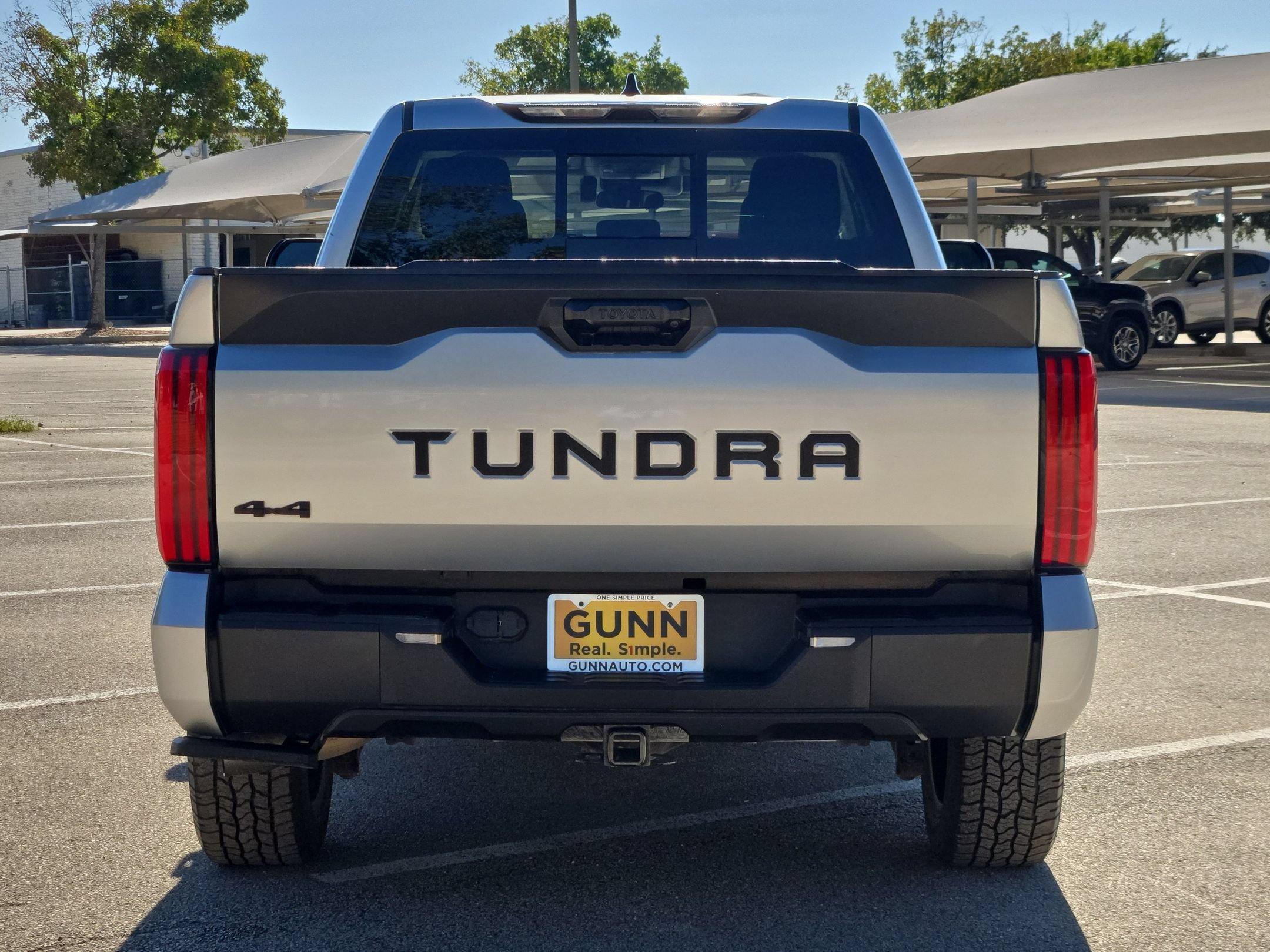 Used 2022 Toyota Tundra SR5 AWD/4WD image 4