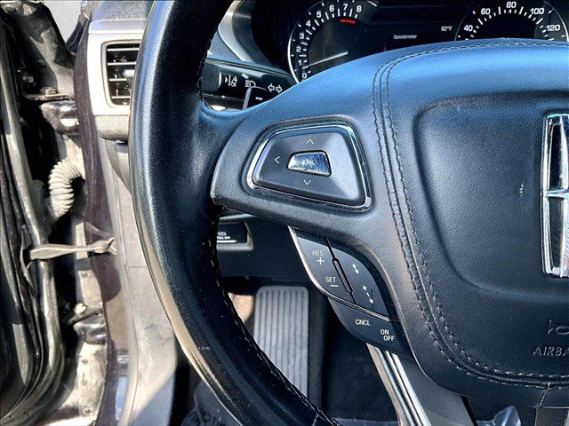Used 2020 Lincoln MKZ FWD image 20