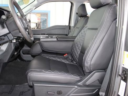 Used 2025 Ford F250 XLT image 23