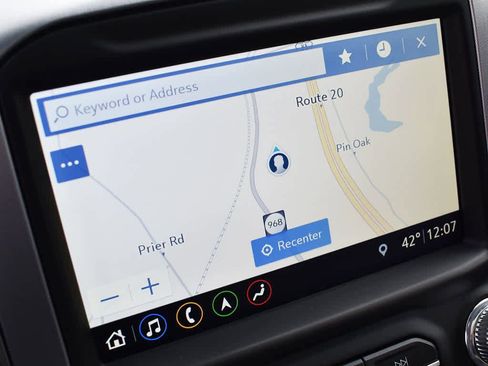 Used 2019 GMC Sierra 1500 SLT w/ SLT Premium Plus Package image 8