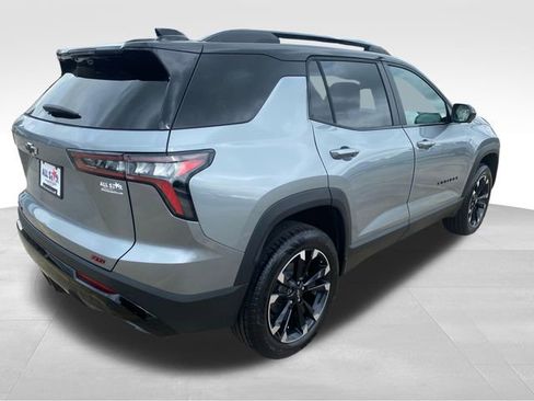 New 2026 Chevrolet Equinox RS w/ Convenience Package III FWD image 5