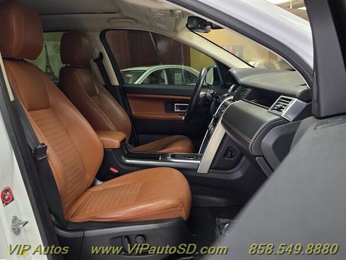 Used 2017 Land Rover Discovery Sport HSE Luxury AWD/4WD image 12