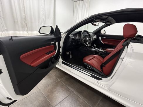 Used 2017 BMW M240i xDrive Convertible image 25