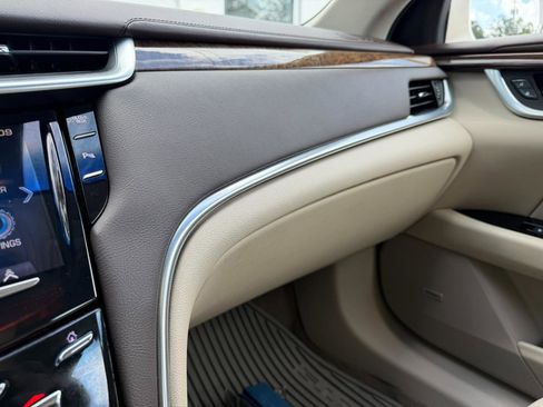 Used 2013 Cadillac XTS Premium FWD image 38