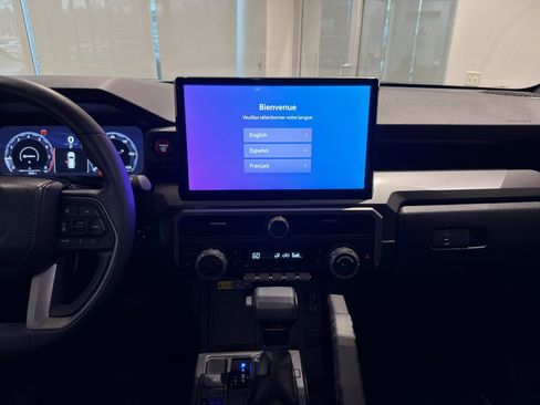 Used 2025 Toyota 4Runner TRD Off-Road Premium image 18