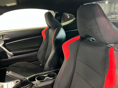 Used 2016 Scion FR-S RWD image 15