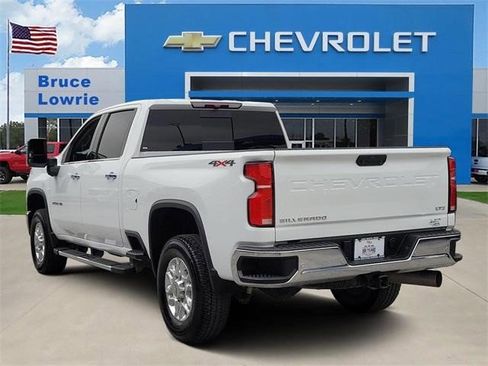 Certified 2025 Chevrolet Silverado 2500 LTZ w/ LTZ Convenience Package image 4