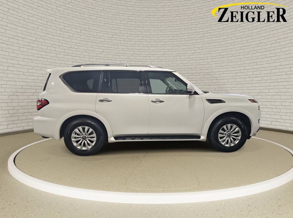 Used 2023 Nissan Armada SV w/ Cargo Package AWD/4WD image 4