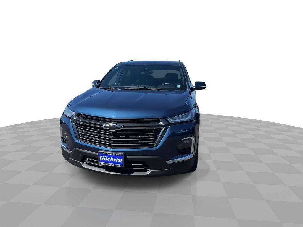 Used 2023 Chevrolet Traverse LT w/ Midnight/Sport Edition AWD/4WD image 3
