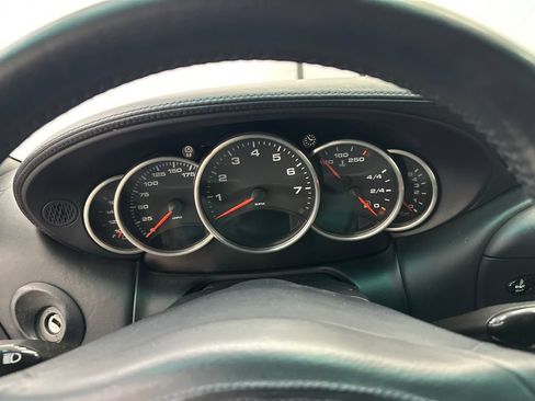 Used 2000 Porsche 911 Carrera 4 AWD/4WD image 18