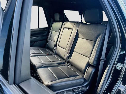 Used 2024 Chevrolet Tahoe LT RWD image 24