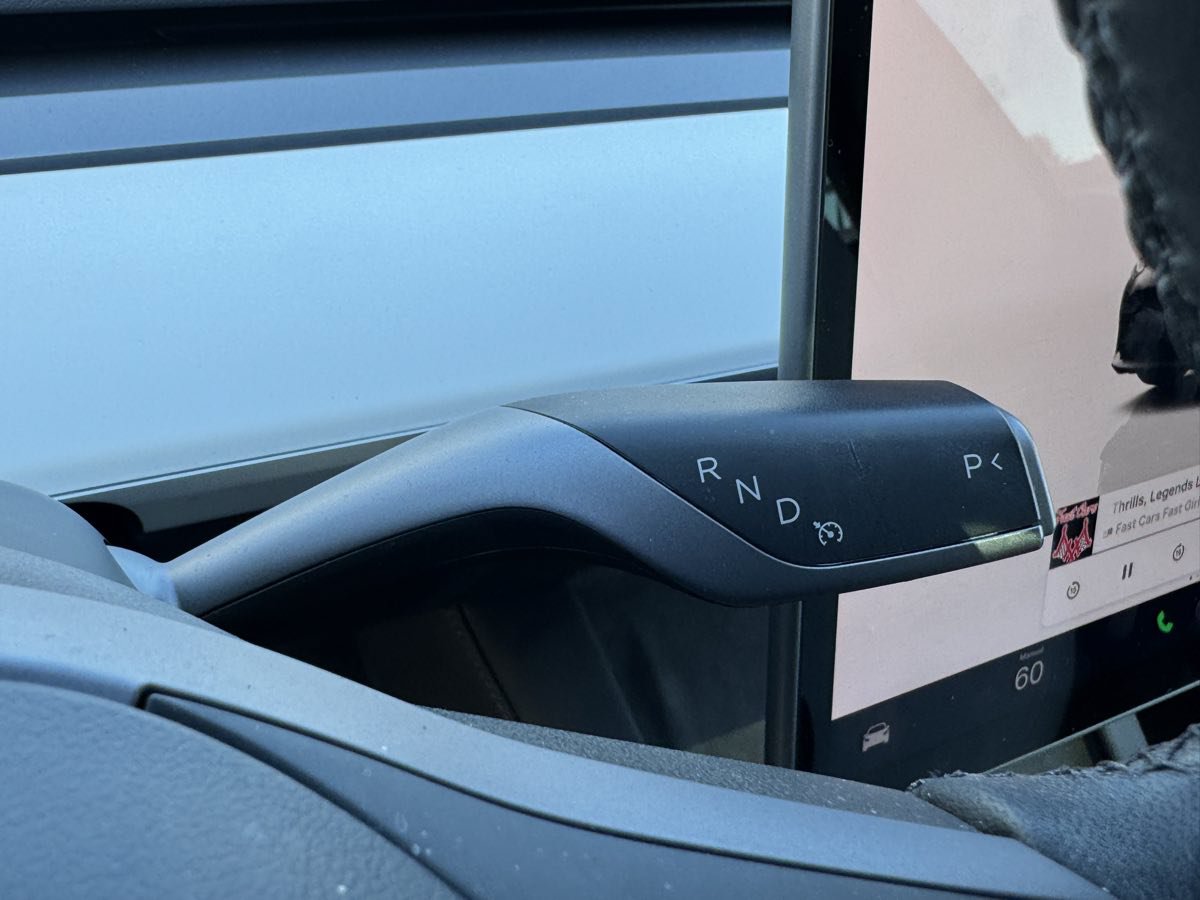 Used 2023 Tesla Model 3 Standard Range RWD image 29