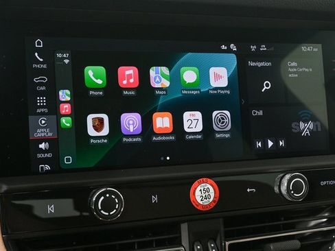 Certified 2025 Porsche Macan image 15