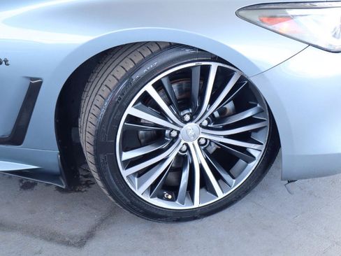 Used 2017 INFINITI Q60 3.0t w/ Premium Plus Package 3.0T RWD image 3